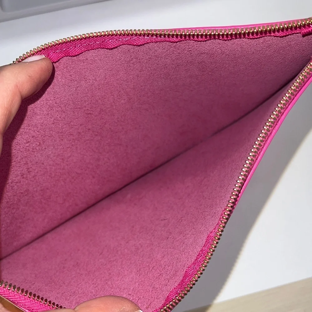 Ted Baker Pink Aspinal Top Zipper Large Clutch Bag Gold Hardware 10.25” x 6.5”